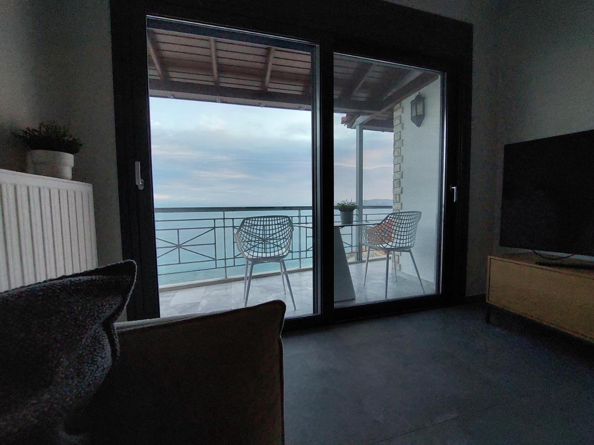 Christellie Luxury Apartment คิอาตอน ภายนอก รูปภาพ