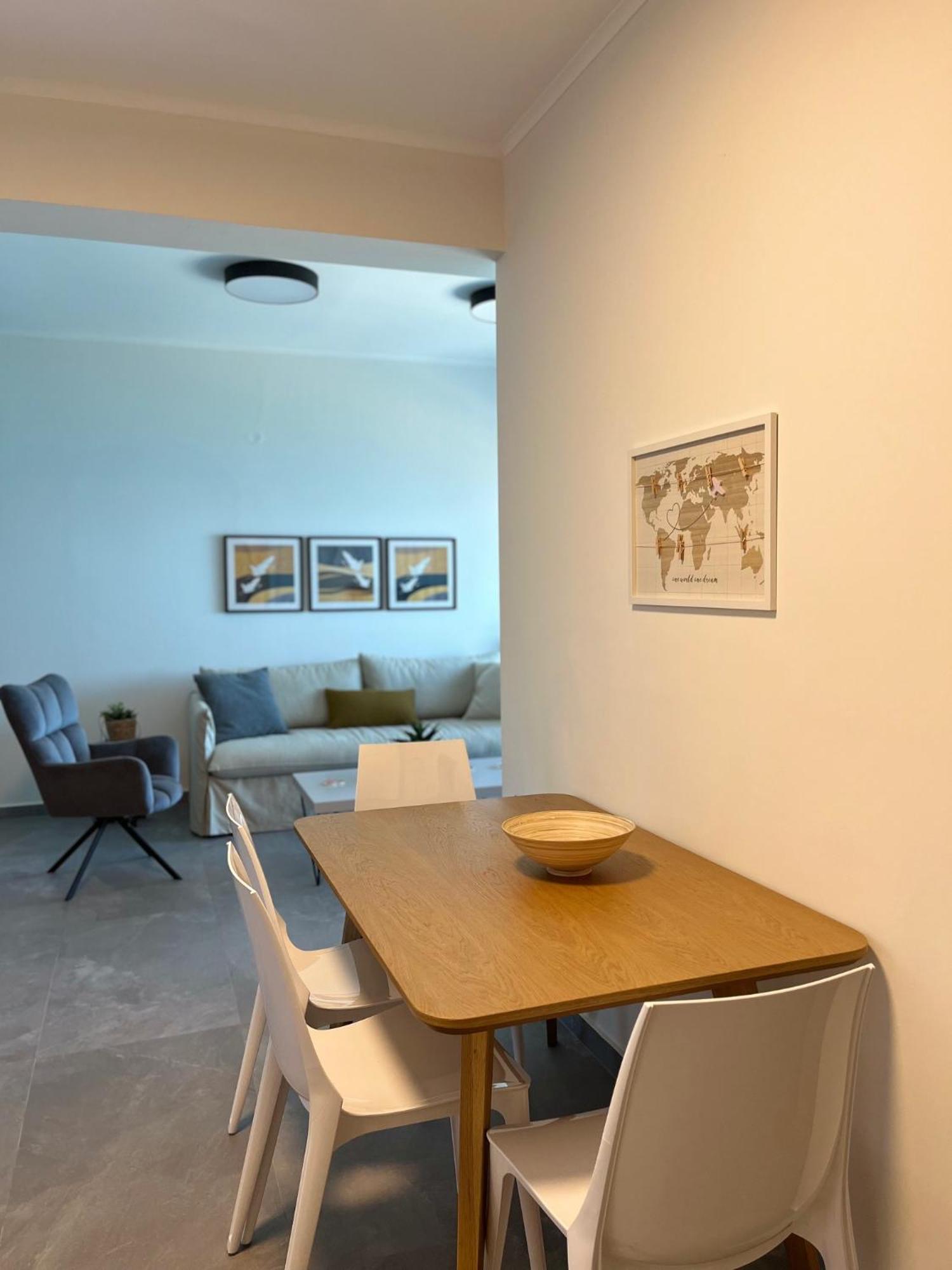 Christellie Luxury Apartment คิอาตอน ภายนอก รูปภาพ